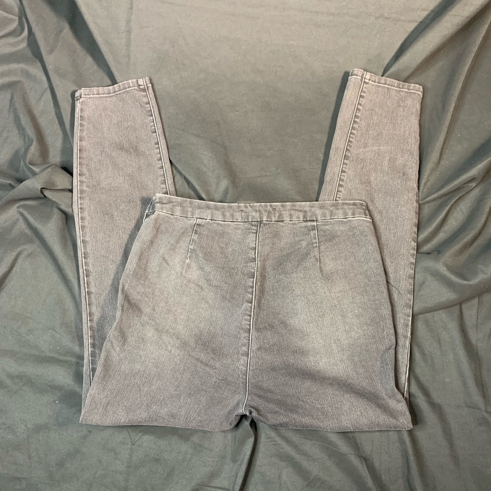 EUC Free people high waisted skinny jeans size 28